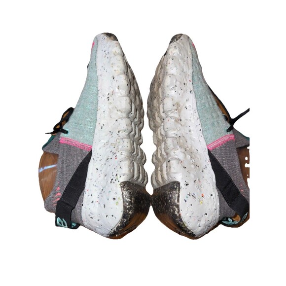 NIKE Space Hippie 04 sneakers in Smoke Gray/Pink Blast CD3476-003 Women's 6.5 - Picture 4 of 7